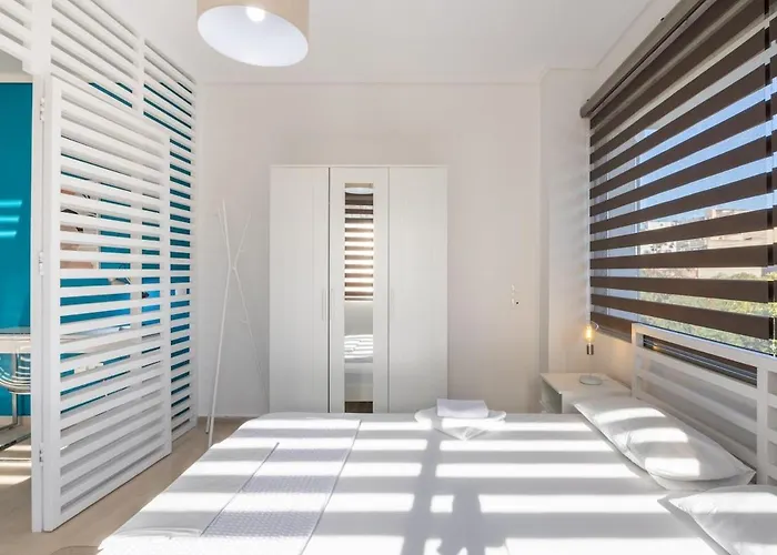 The Radiant Nest, By Jo & Key Living Apartament *