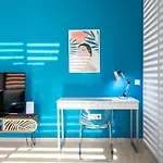 The Radiant Nest, By Jo & Key Living Apartamento *