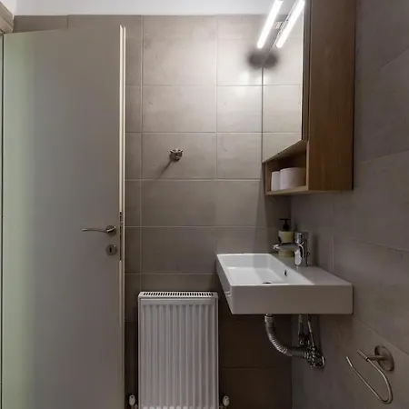 Apartamento The Radiant Nest, By Jo & Key Living *
