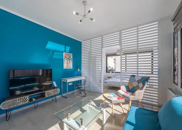 The Radiant Nest, By Jo & Key Living Apartman *